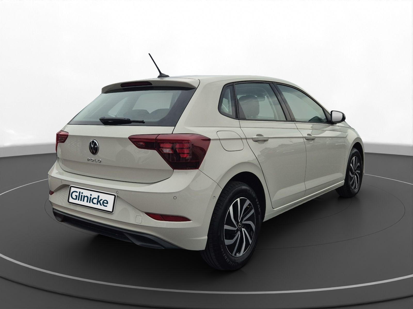 Volkswagen - Polo_9