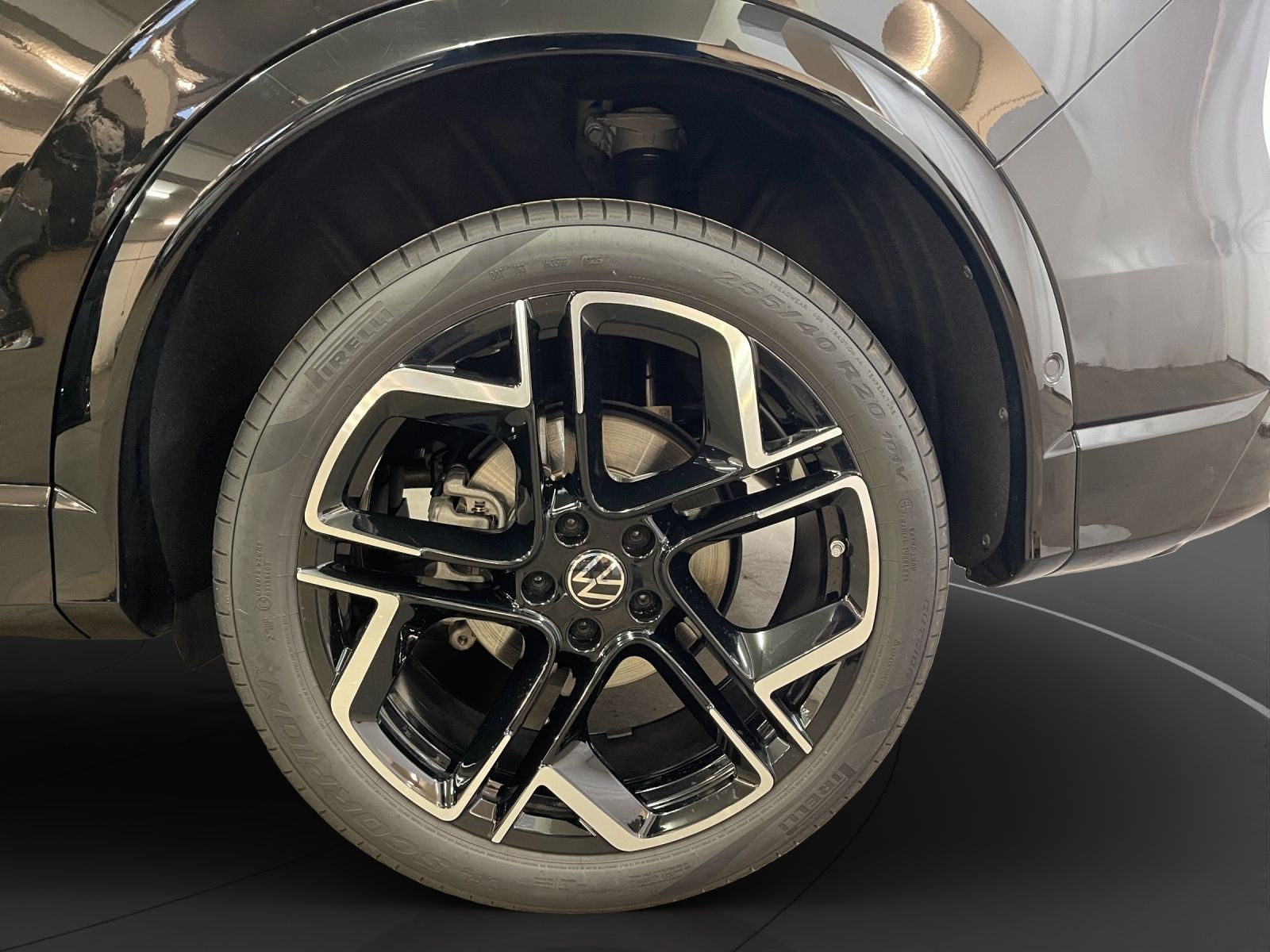 Volkswagen - Tiguan_14 Volkswagen - Tiguan_14