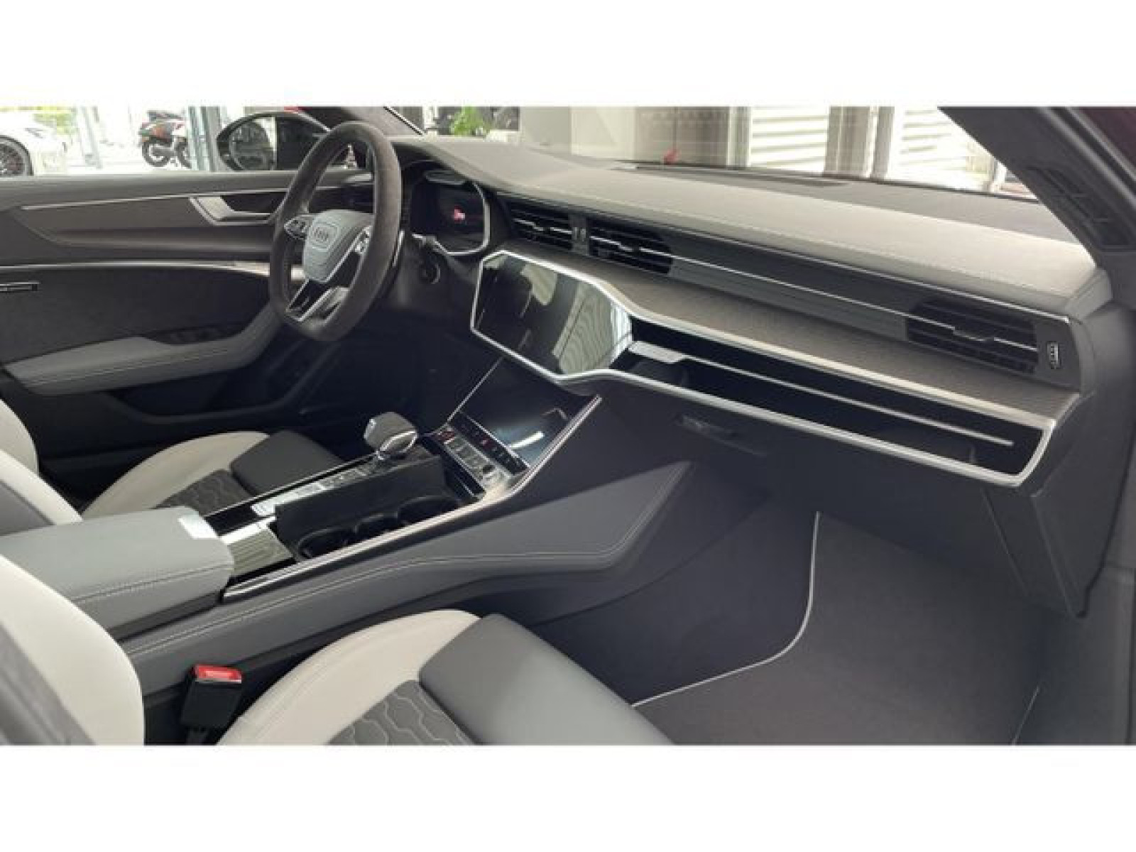 Audi - RS 6 Avant_16