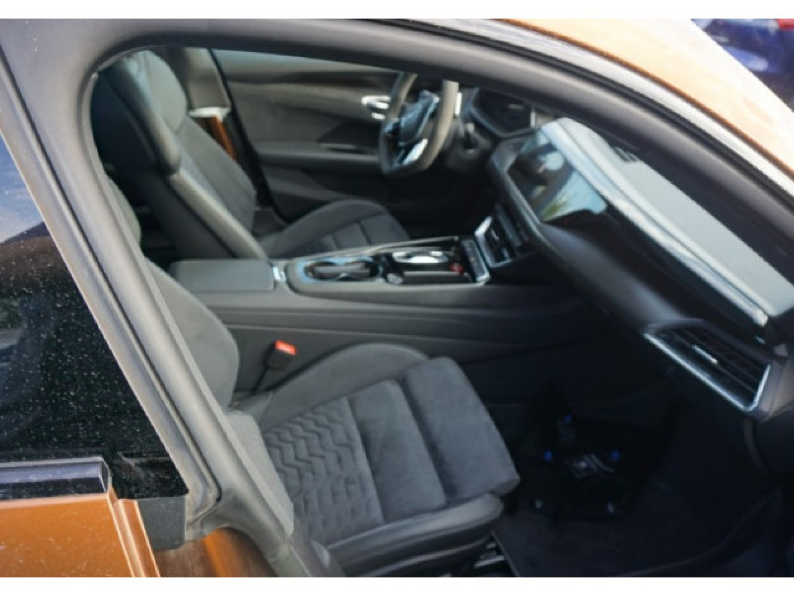 Audi - e-tron GT quattro_6