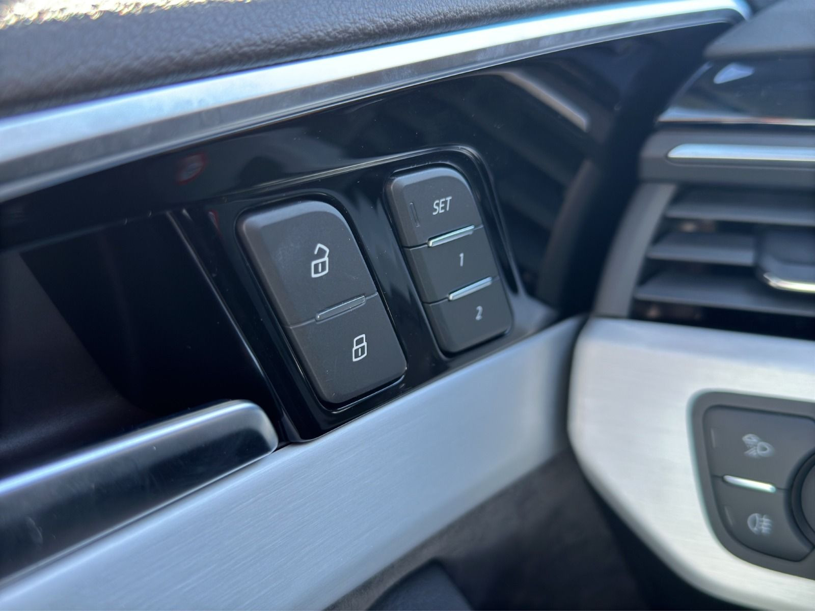 Audi - A4 Avant_10