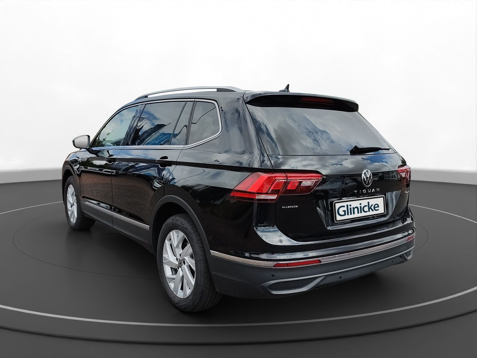 Volkswagen - Tiguan Allspace_9