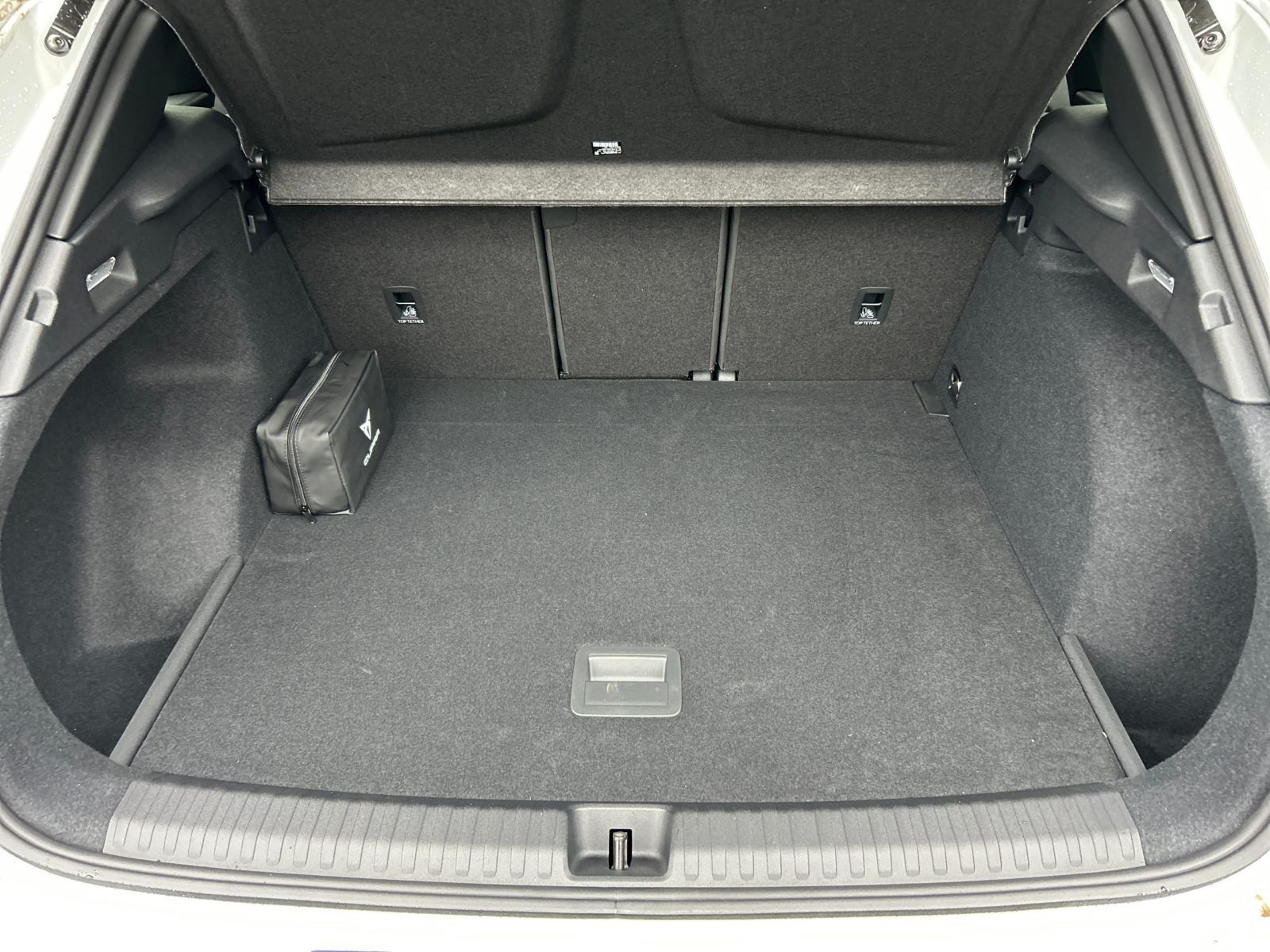 Cupra - Terramar_16