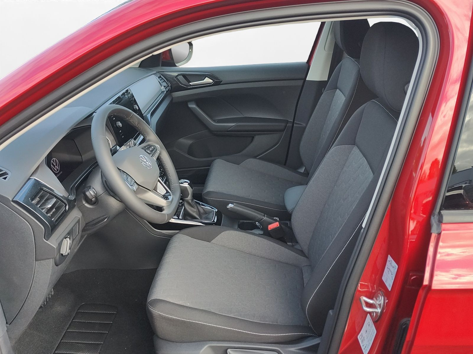 Volkswagen - T-Cross_4