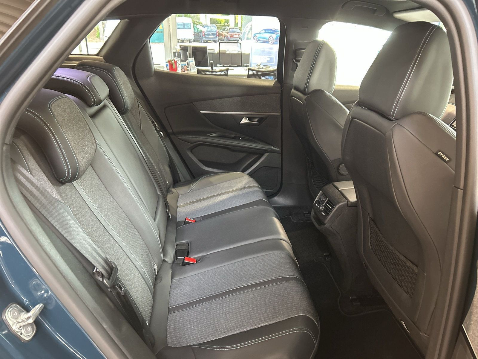 Peugeot - 3008_10