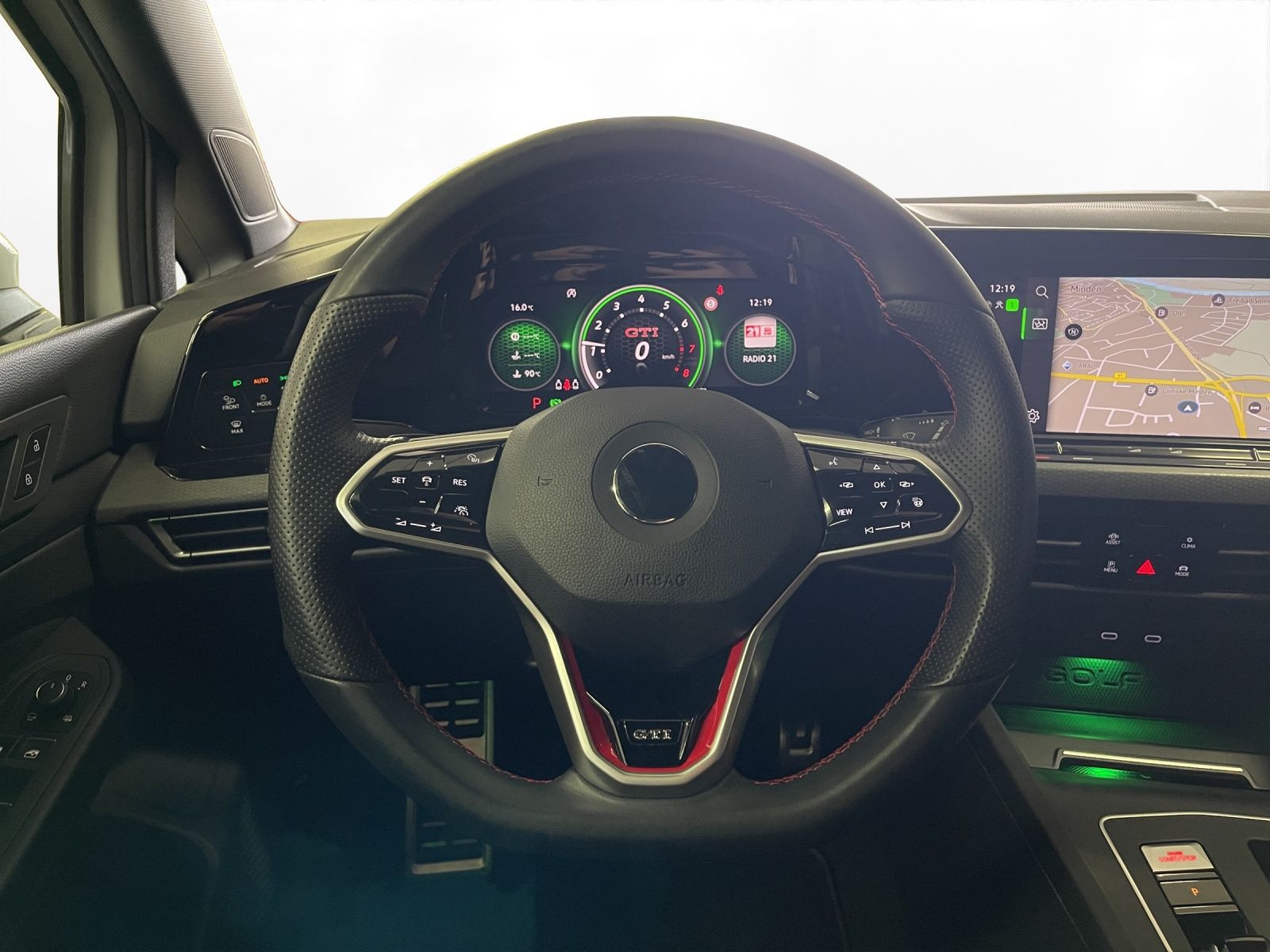 Volkswagen - Golf GTI_21