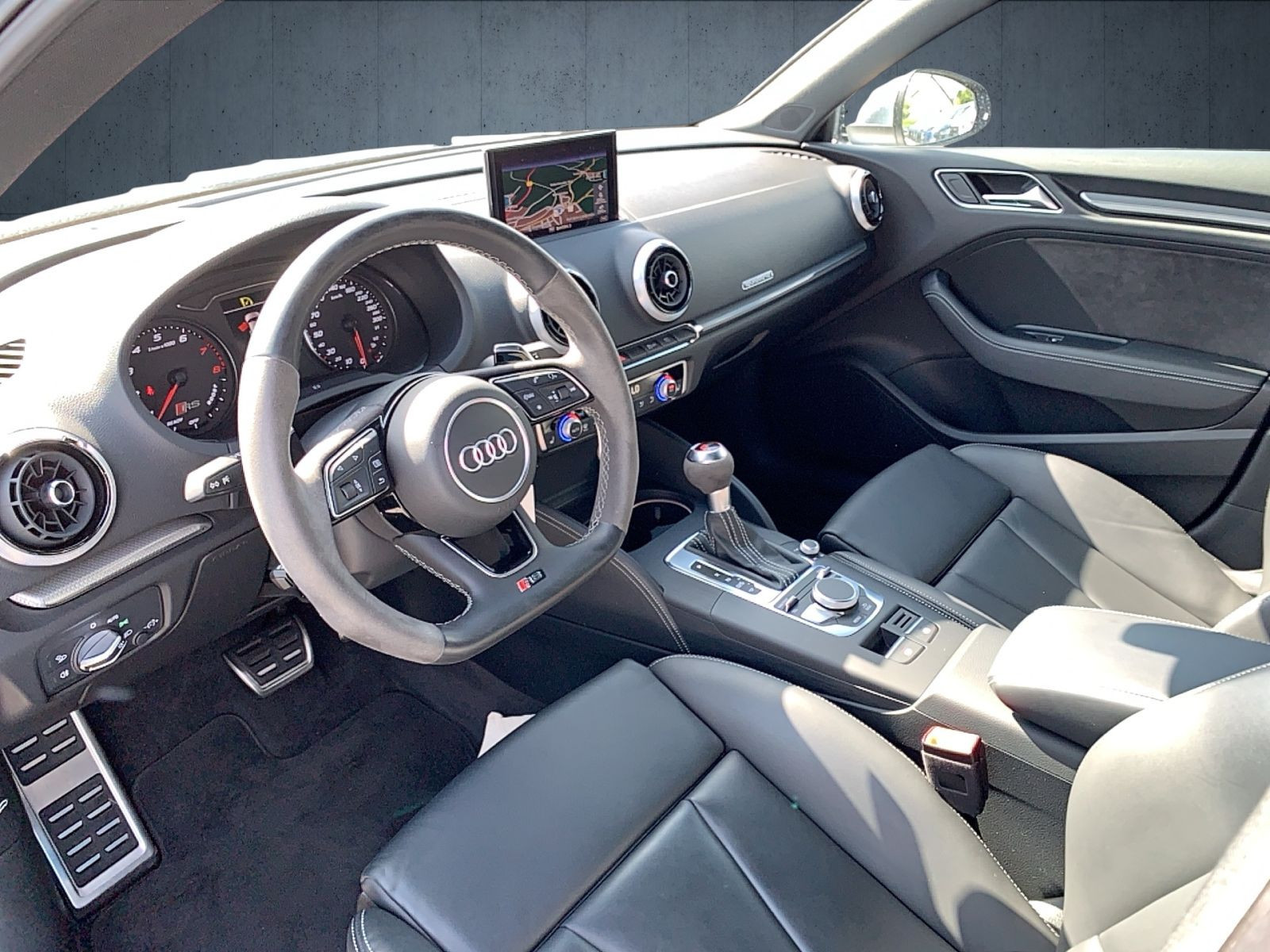 Audi - RS 3 Limousine_9