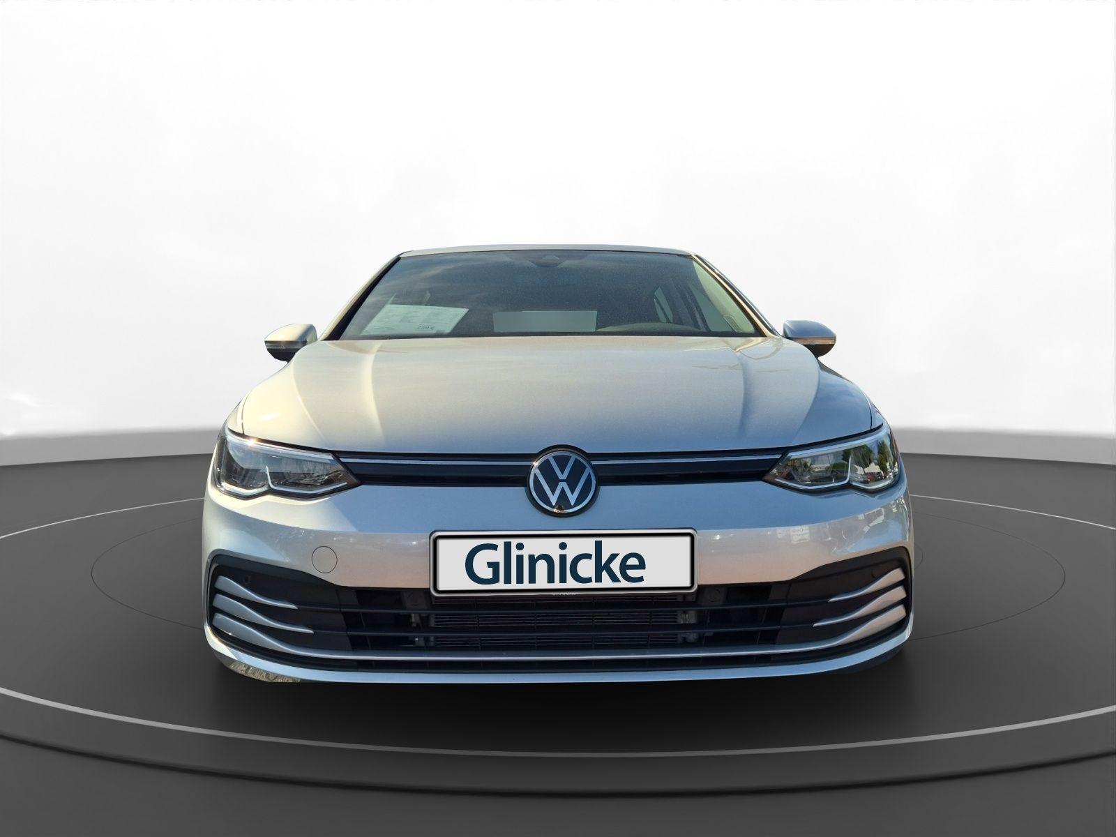 Volkswagen - Golf_15