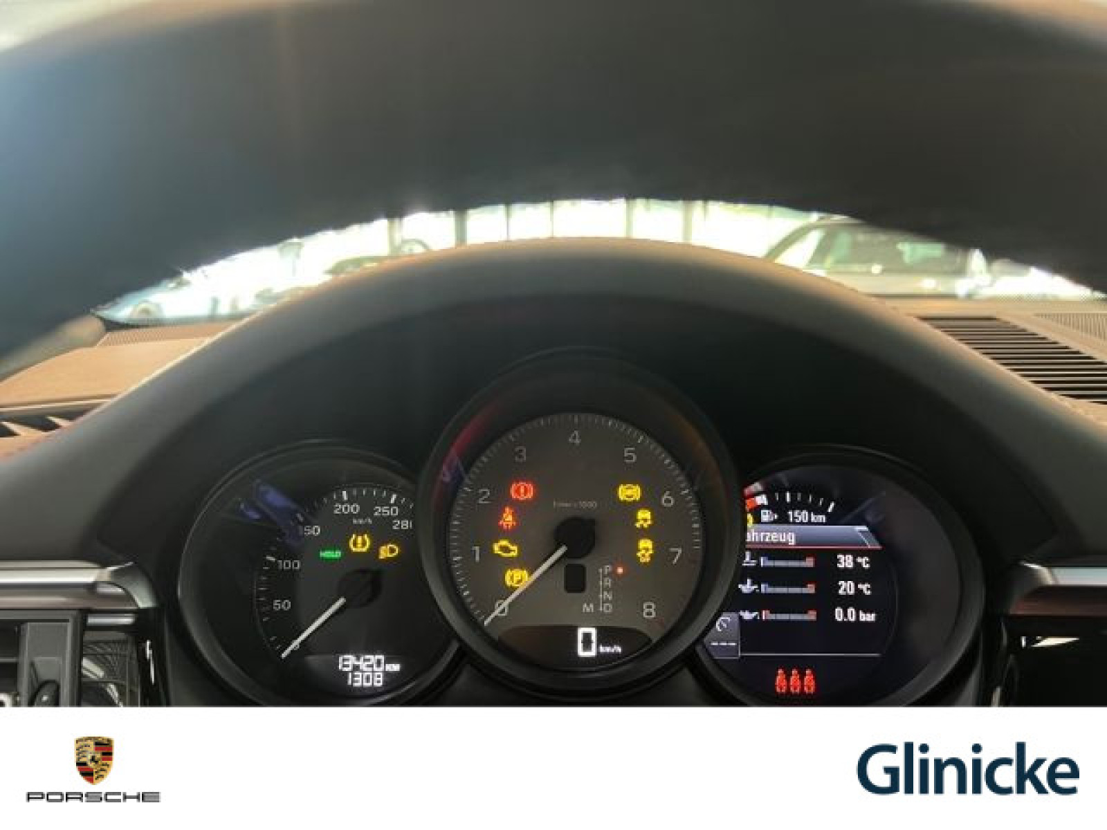 Porsche - Macan_21