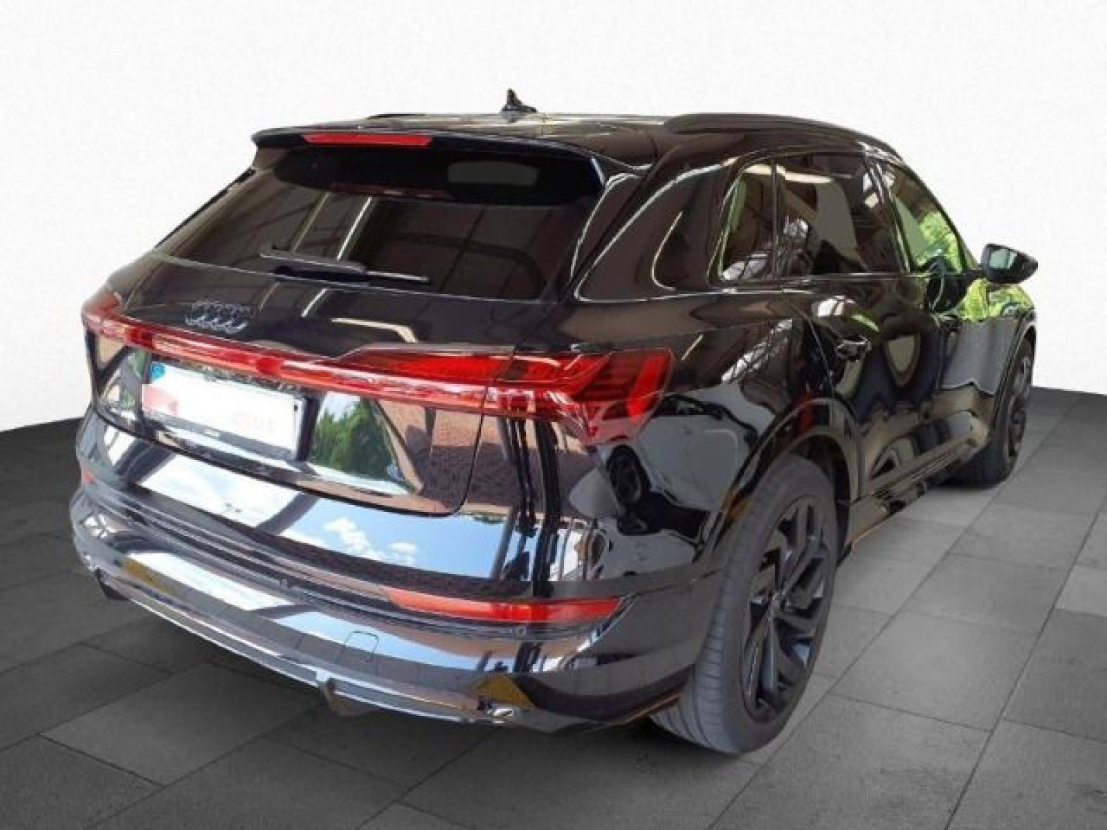 Audi - e-tron_4