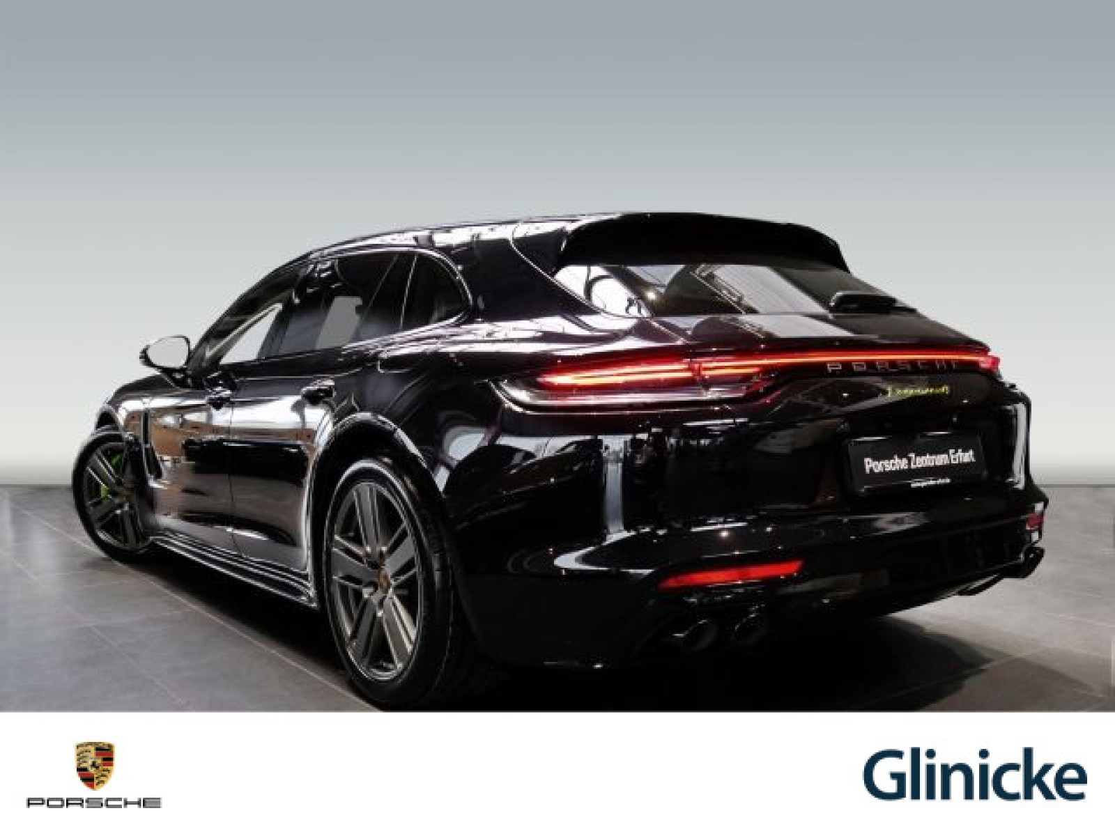 Porsche - Panamera_3