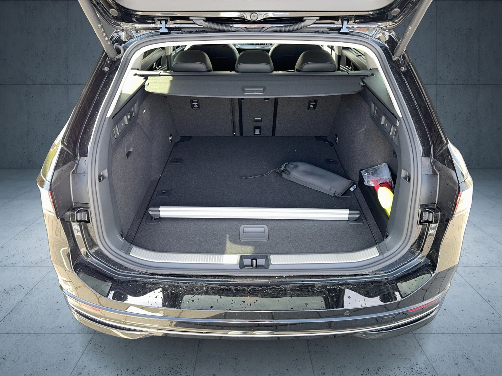 Volkswagen - Passat_13