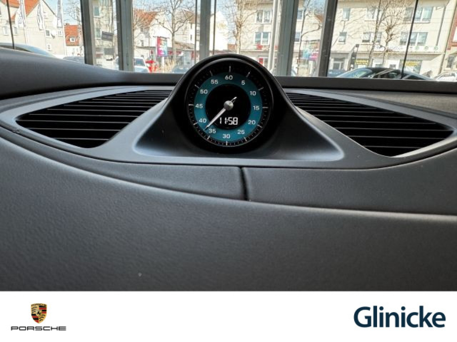 Porsche - Macan_14