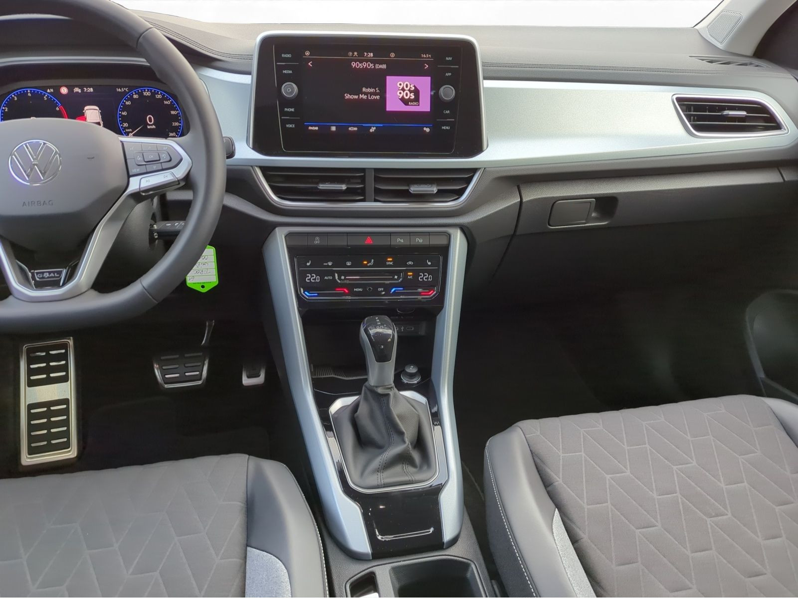 Volkswagen - T-Roc_7