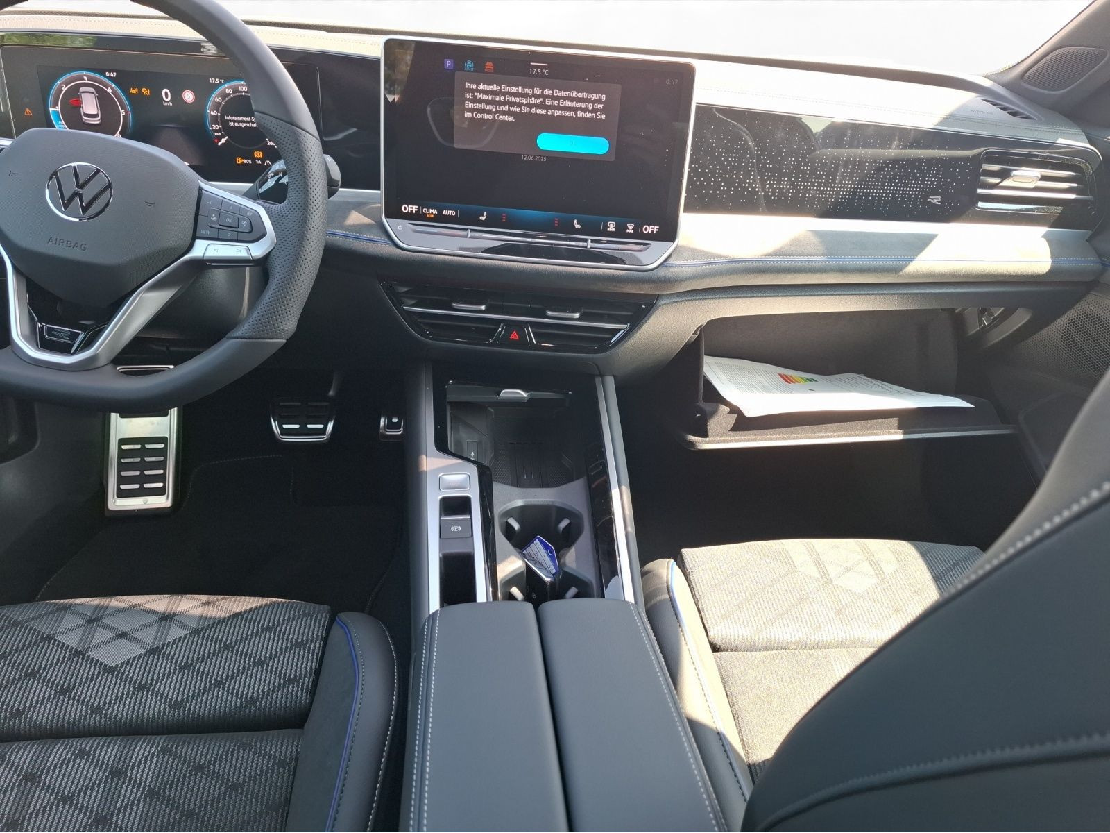 Volkswagen - Passat_5