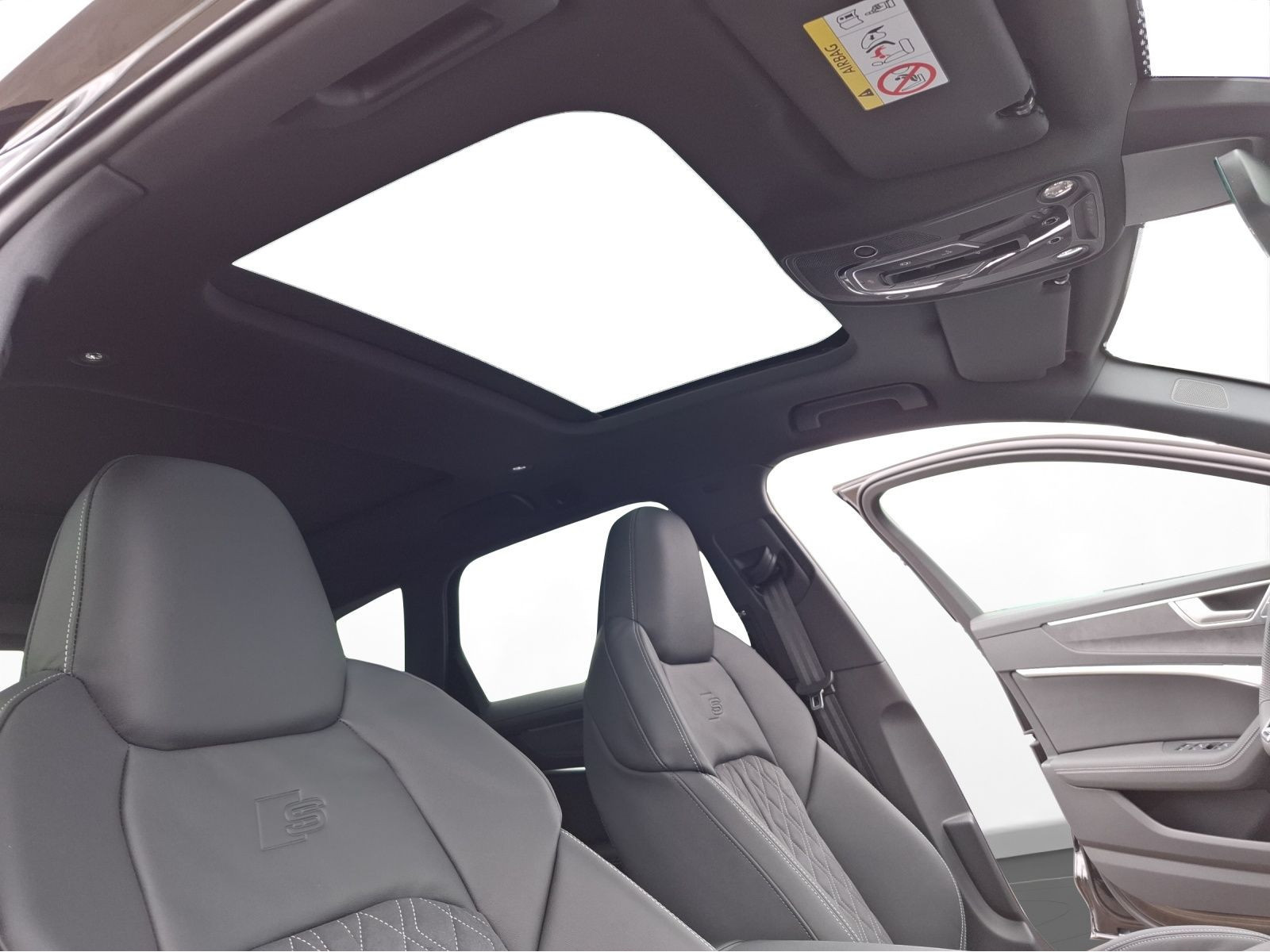 Audi - S6_13