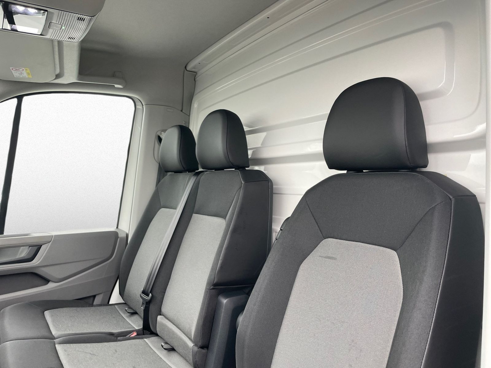 Volkswagen - Crafter_11