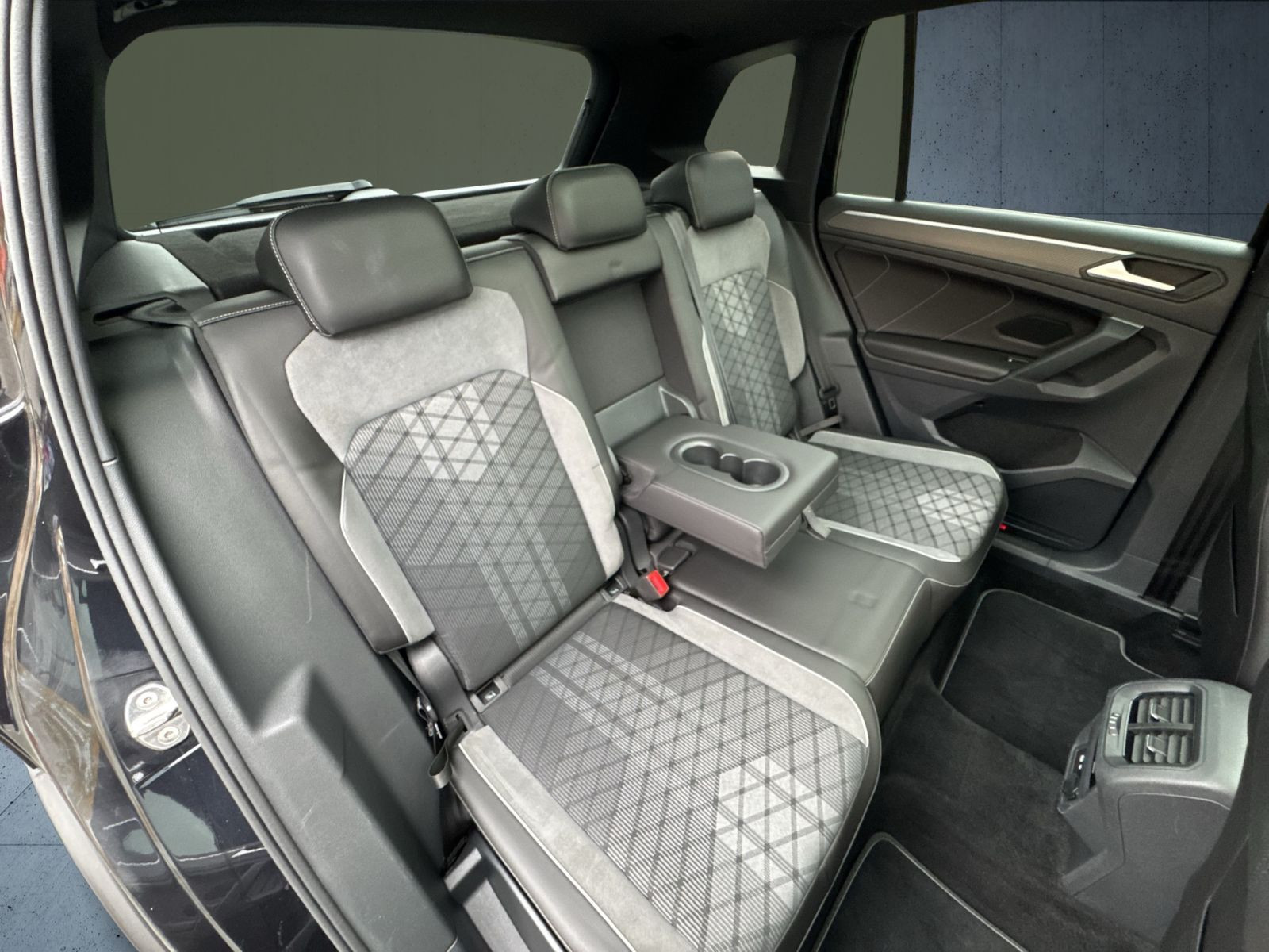 Volkswagen - Tiguan_17 Volkswagen - Tiguan_17