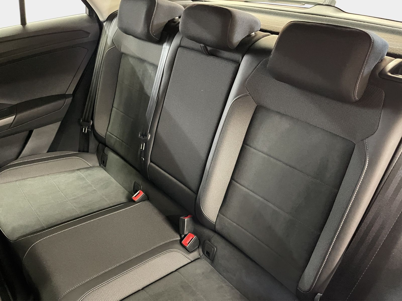 Volkswagen - T-Roc_20