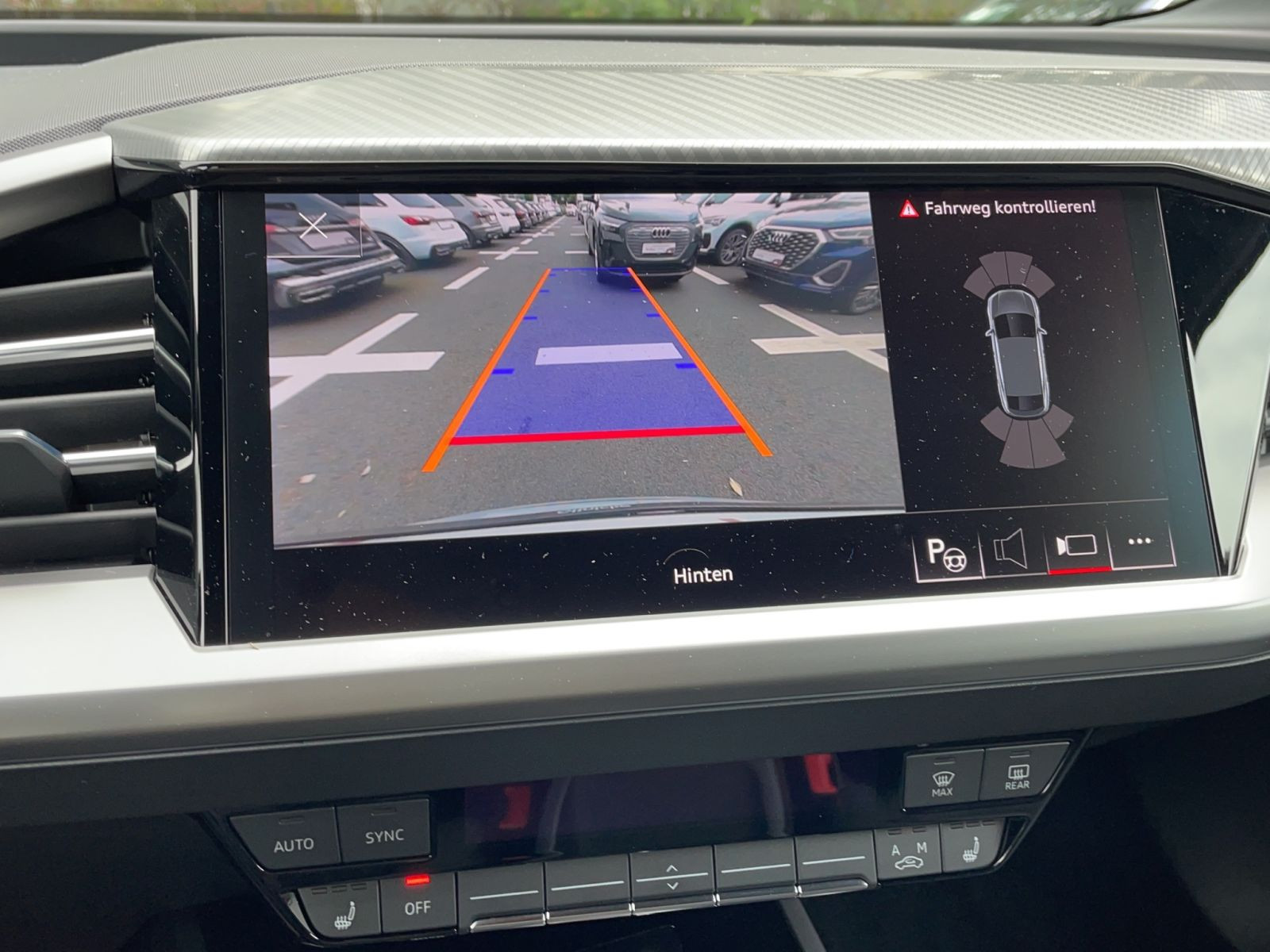 Audi - Q4 Sportback e-tron_24