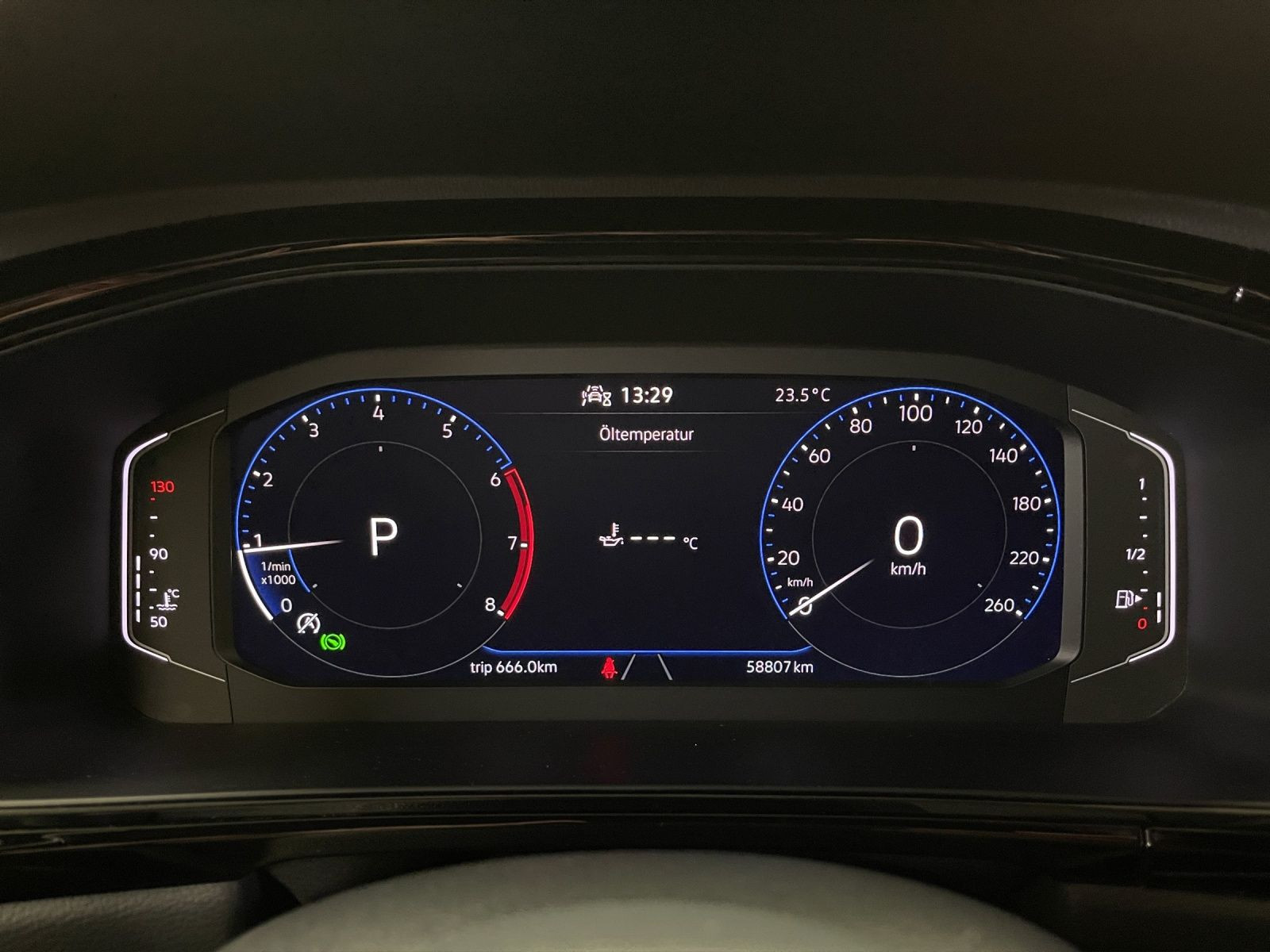 Volkswagen - T-Roc_9