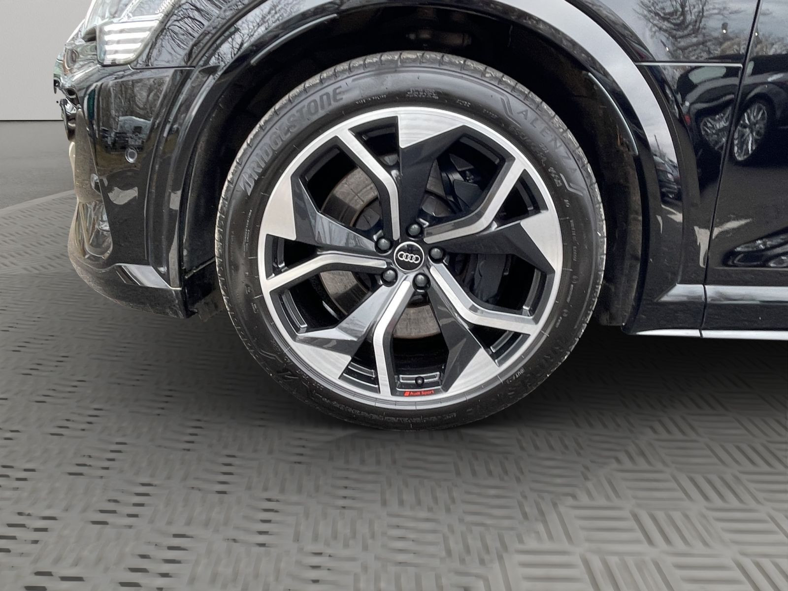 Audi - e-tron S_21