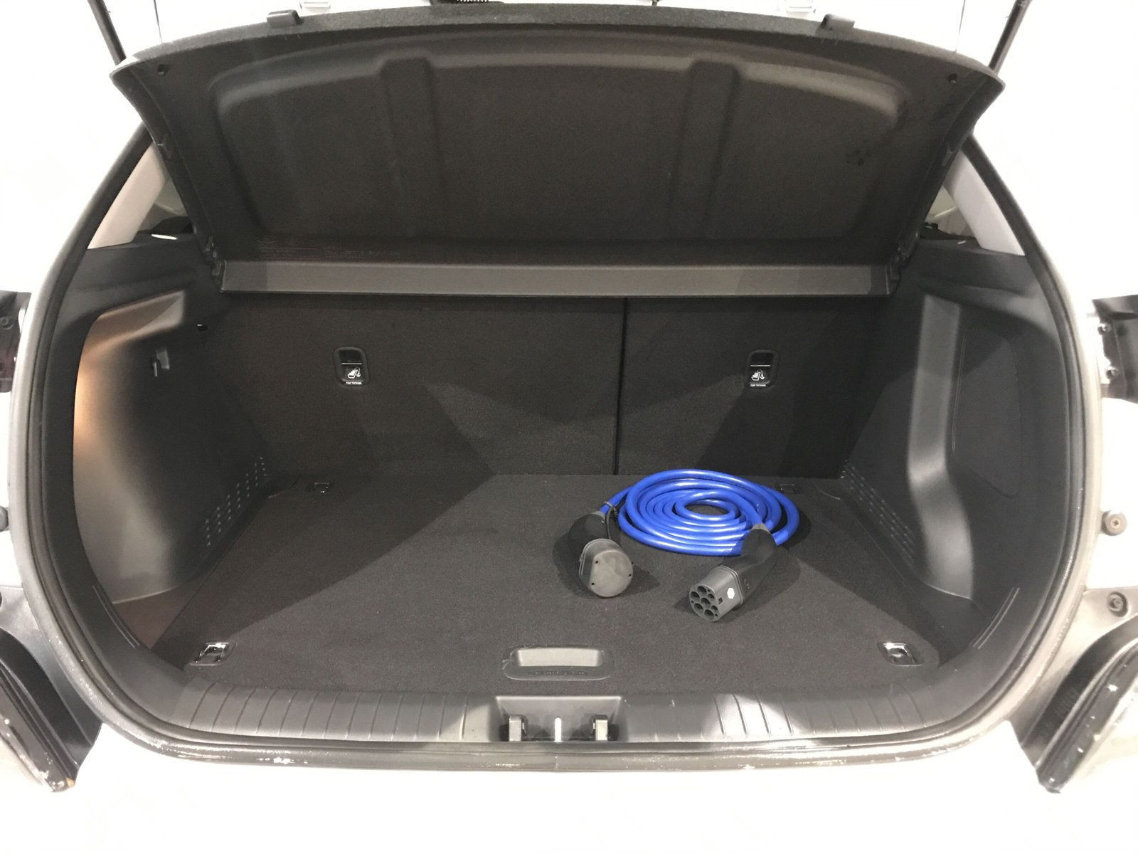 Hyundai - Kona_5
