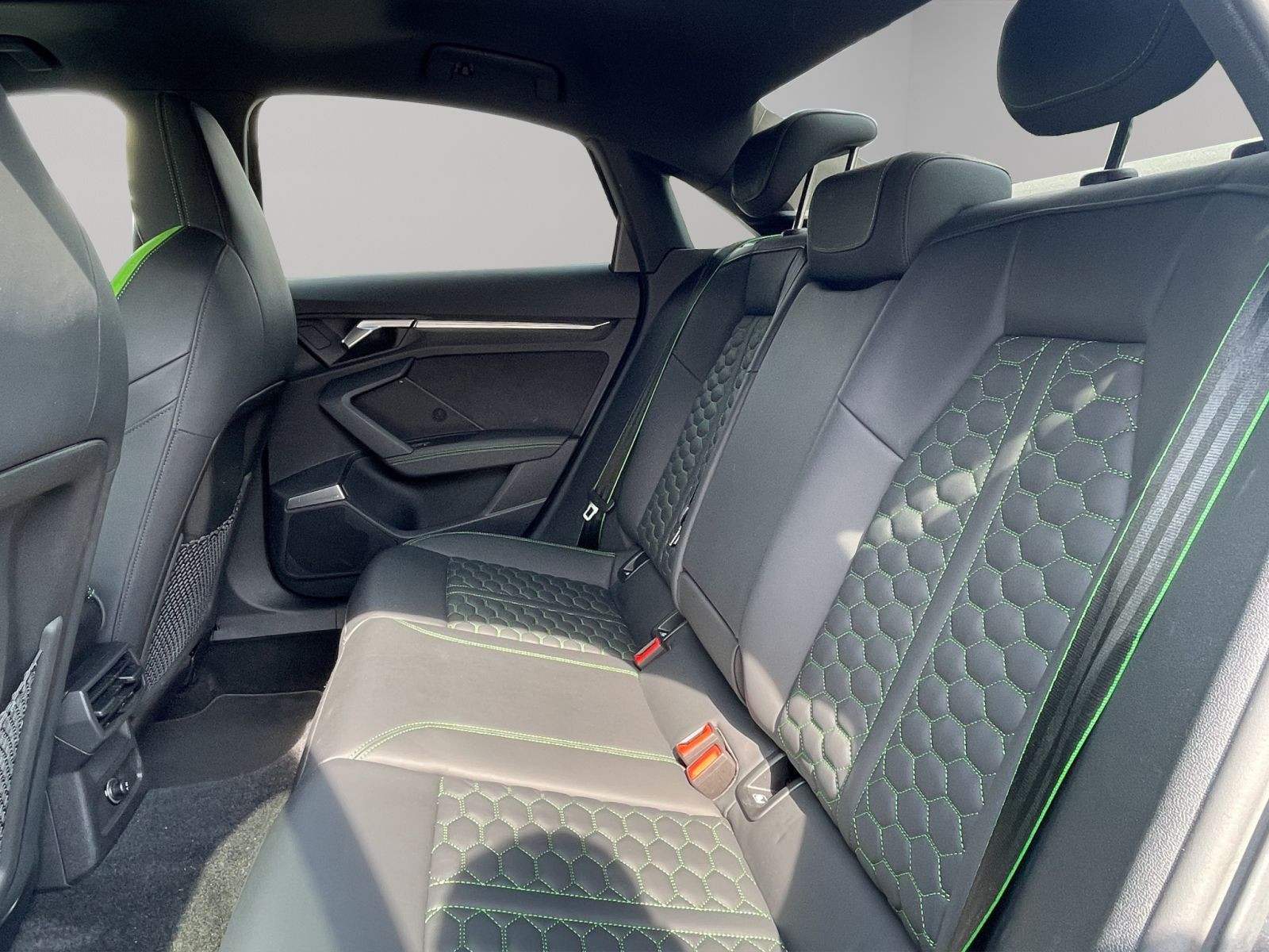 Audi - RS 3 Limousine_18