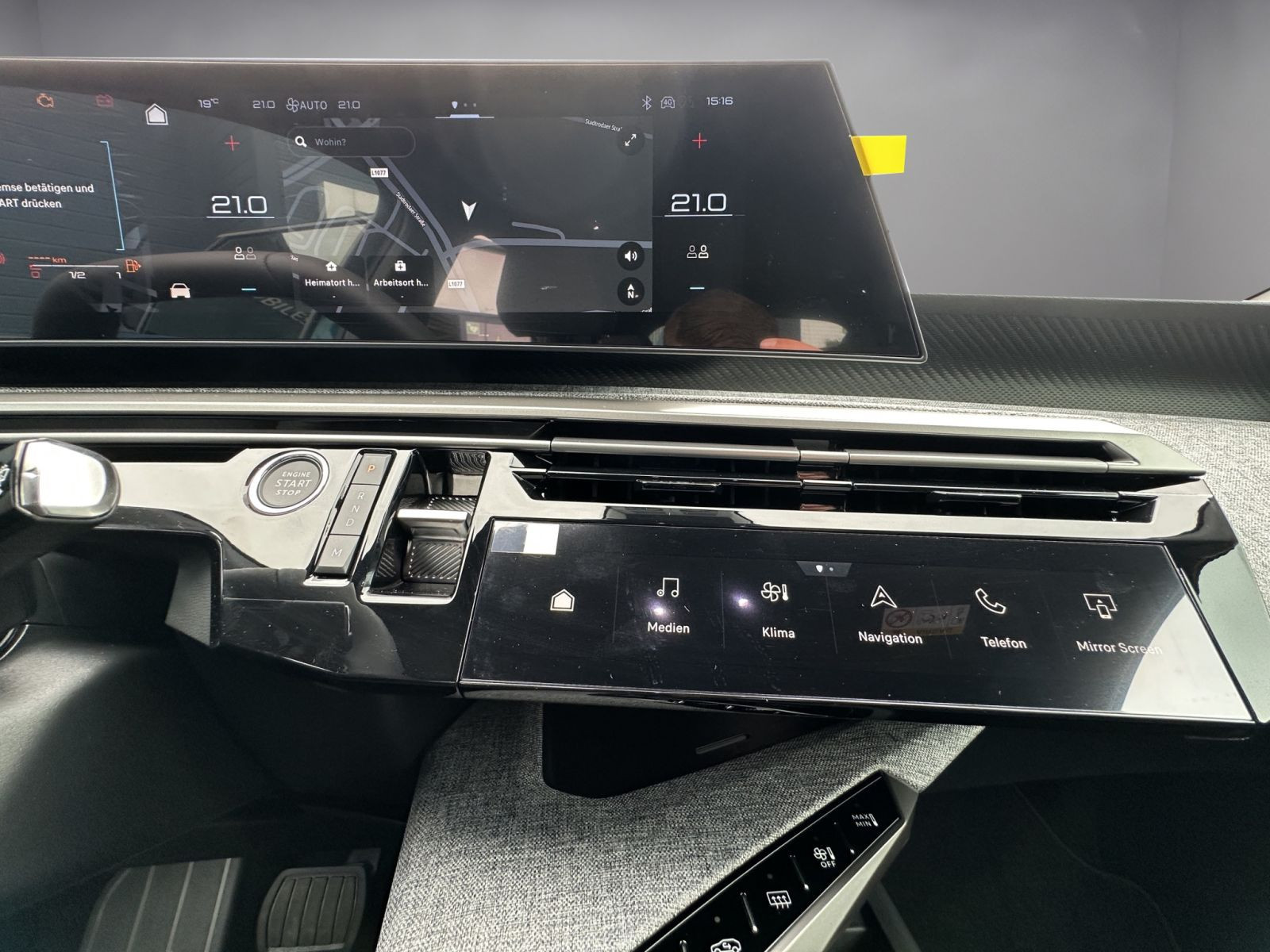 Peugeot - 5008_17