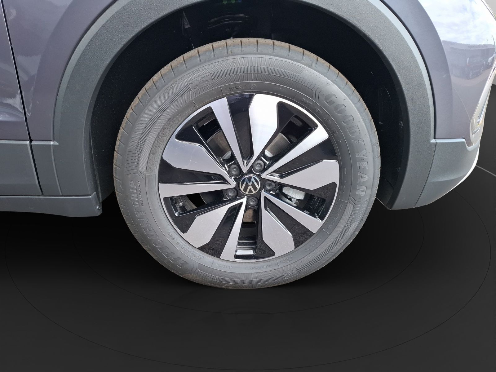 Volkswagen - T-Cross_13