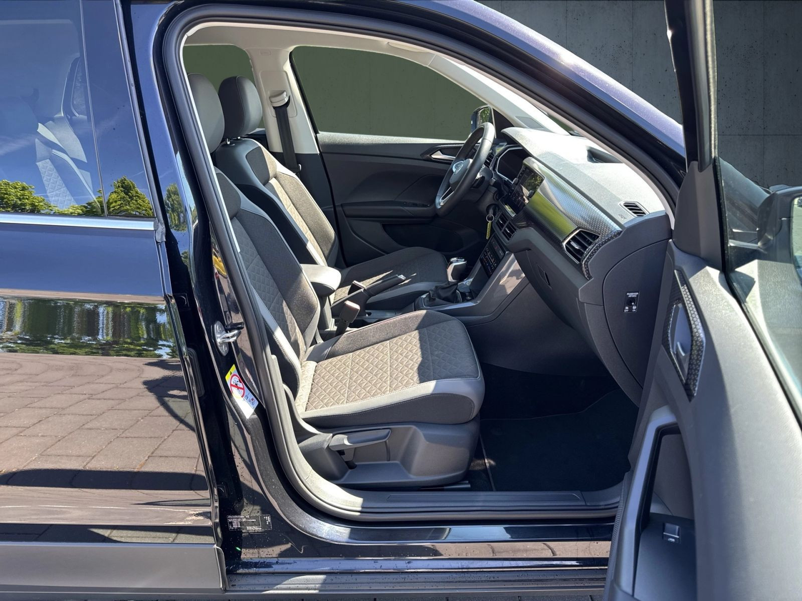 Volkswagen - T-Cross_17