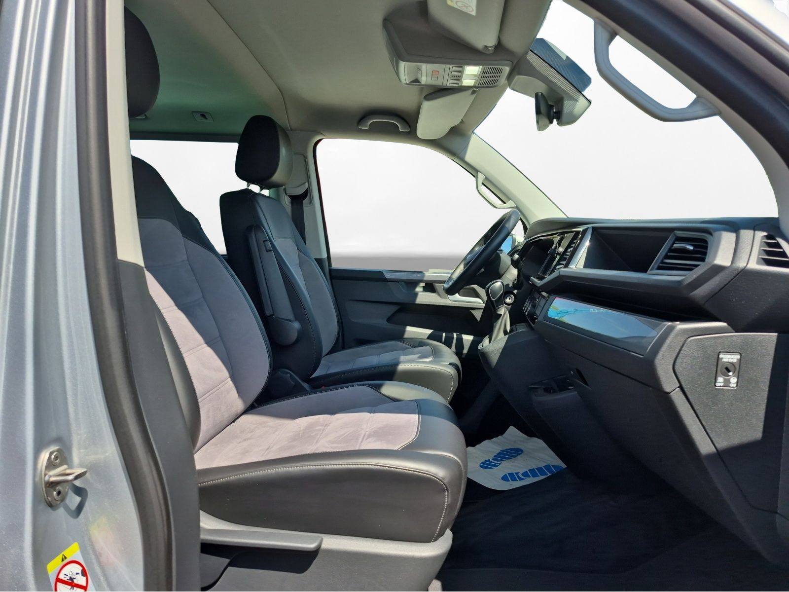 Volkswagen - Multivan_10