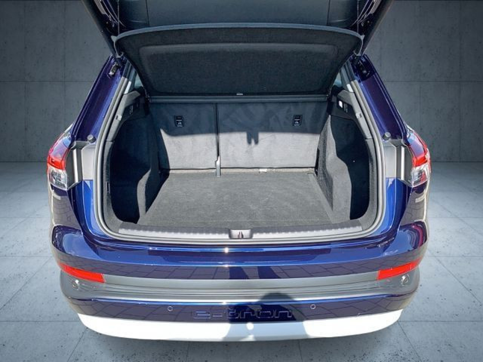Audi - Q4 e-tron_16