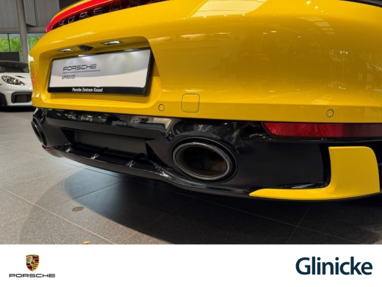 Porsche - 992_13