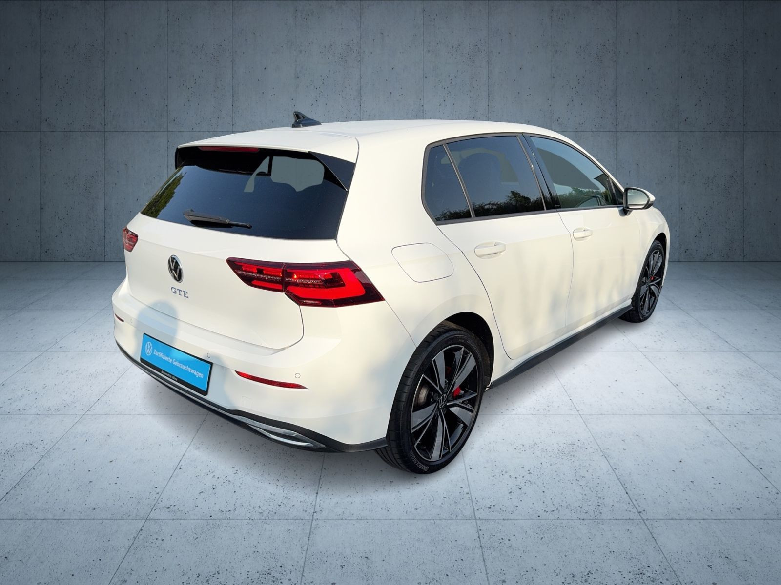 Volkswagen - Golf_8