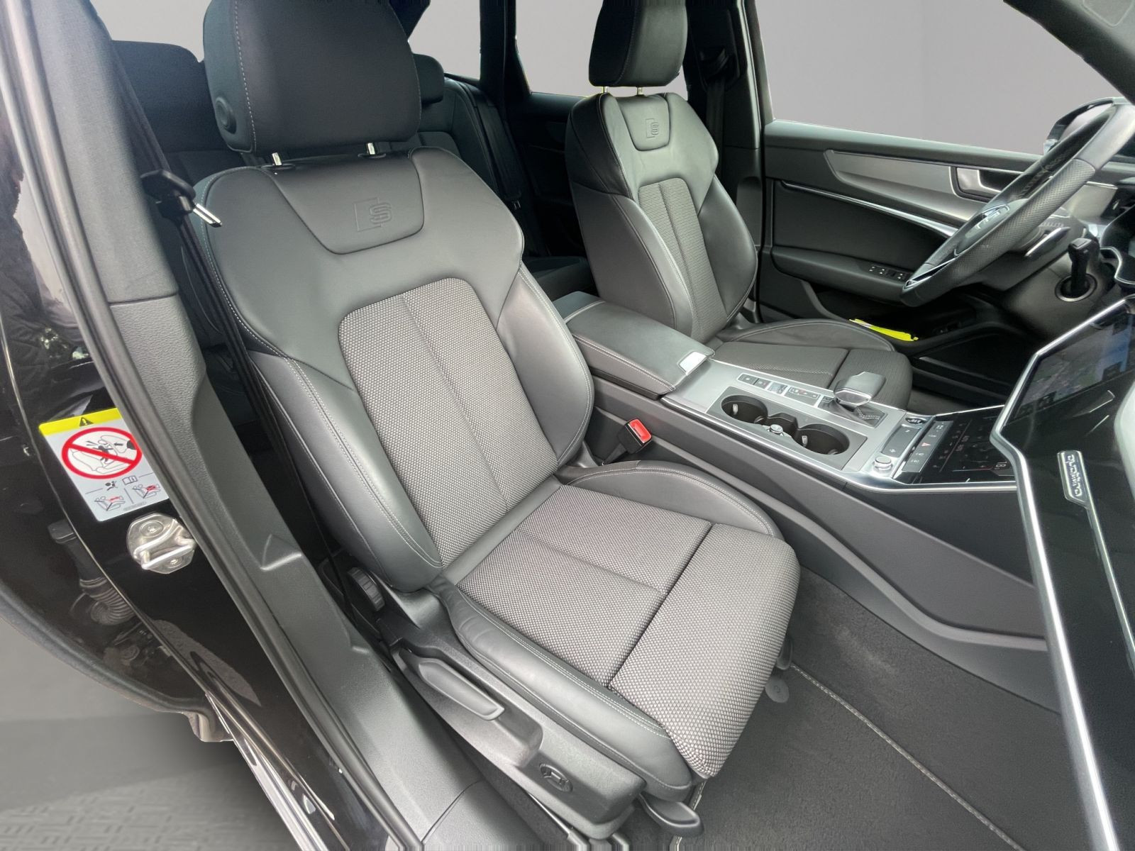 Audi - A6 Avant_19