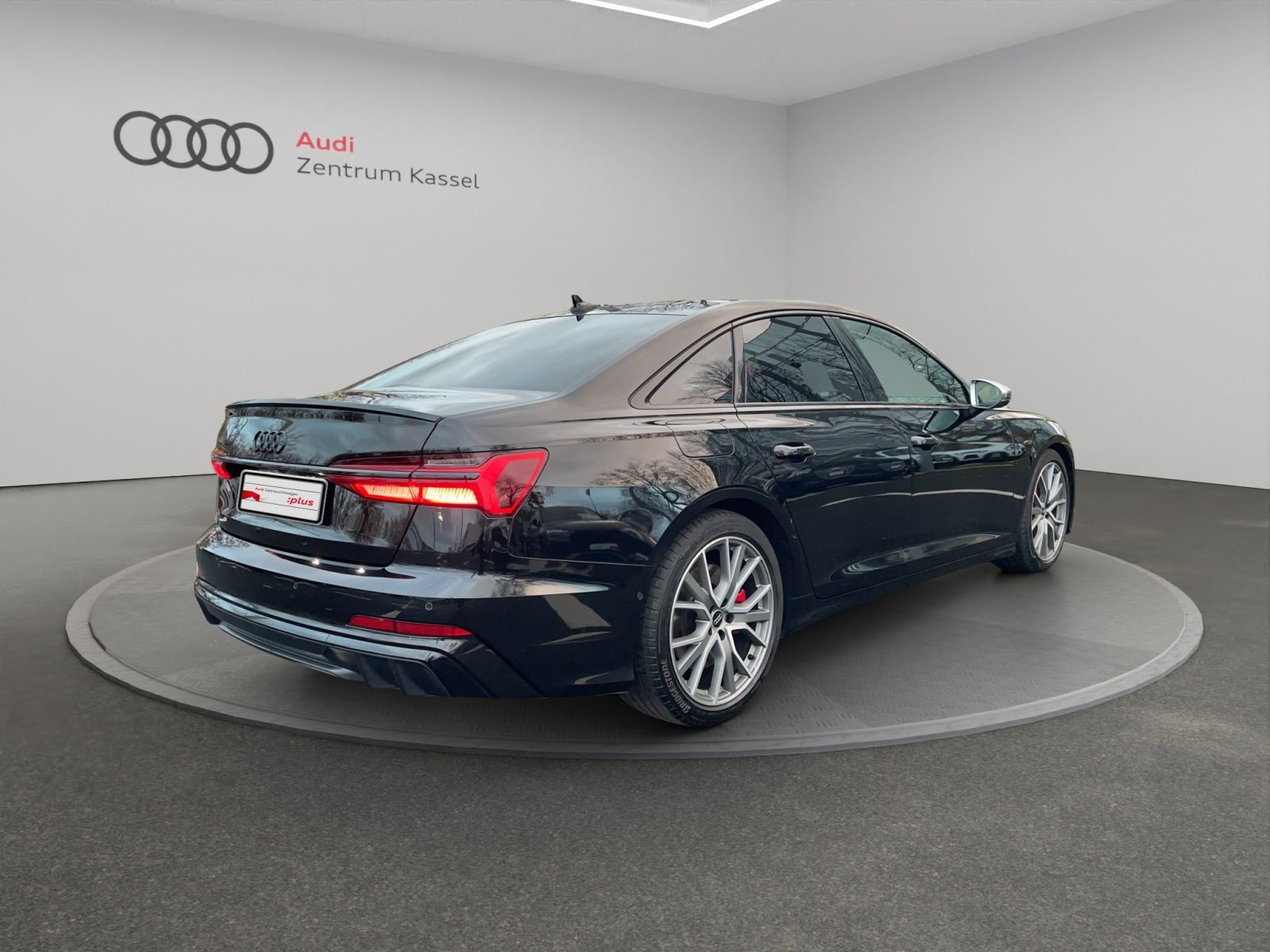 Audi - S6_7