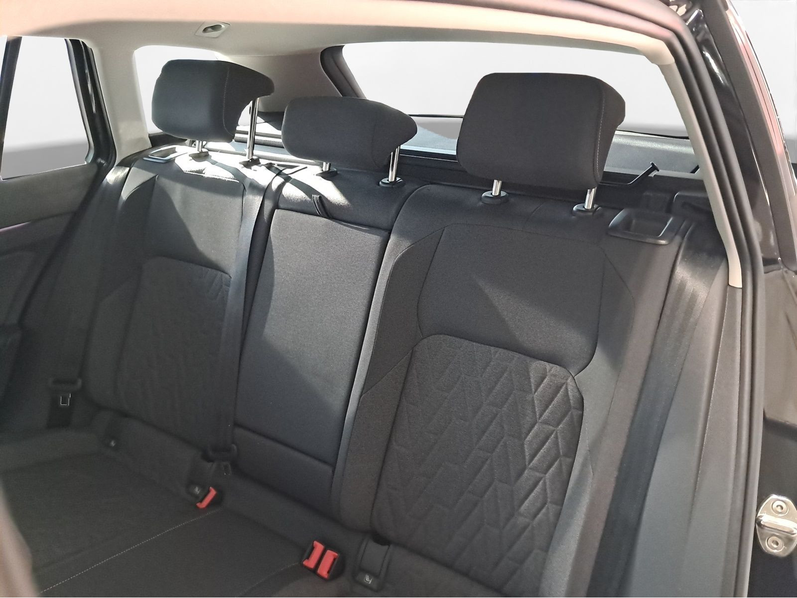 Volkswagen - Golf Variant_11