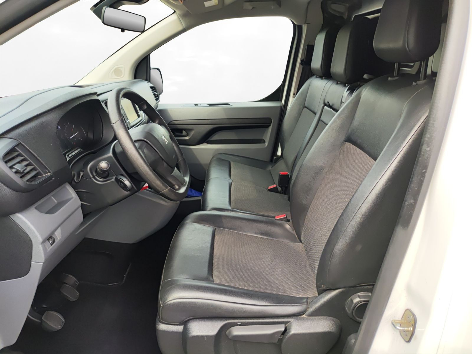 Peugeot - Expert_9