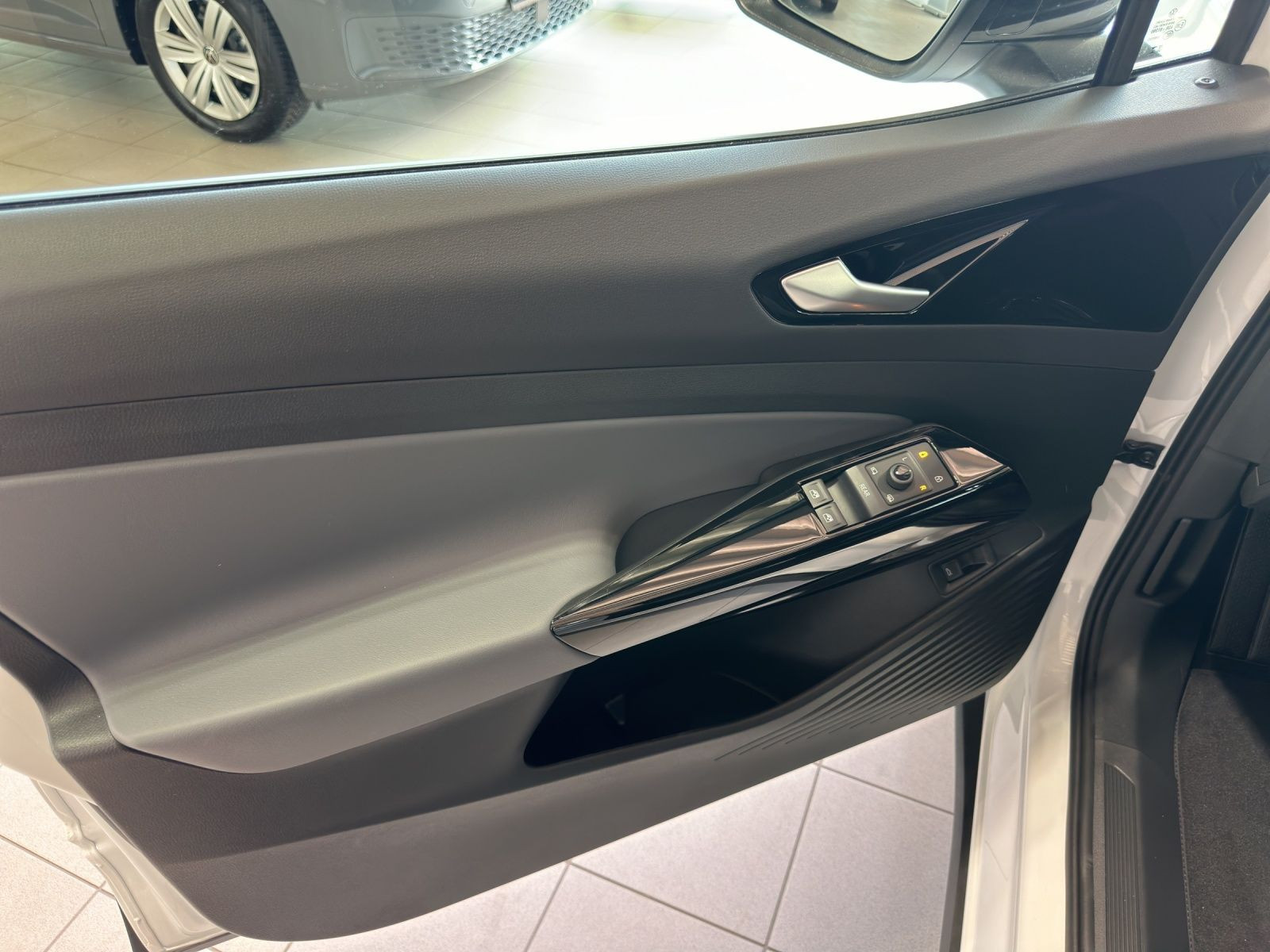 Volkswagen - ID.4_13