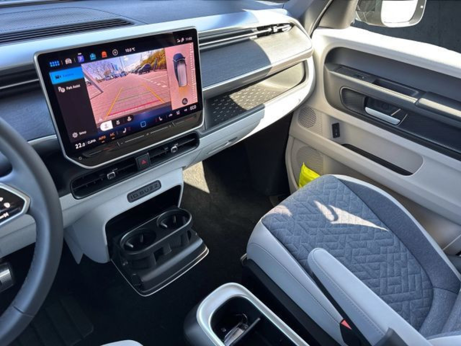 Volkswagen - ID. Buzz_23