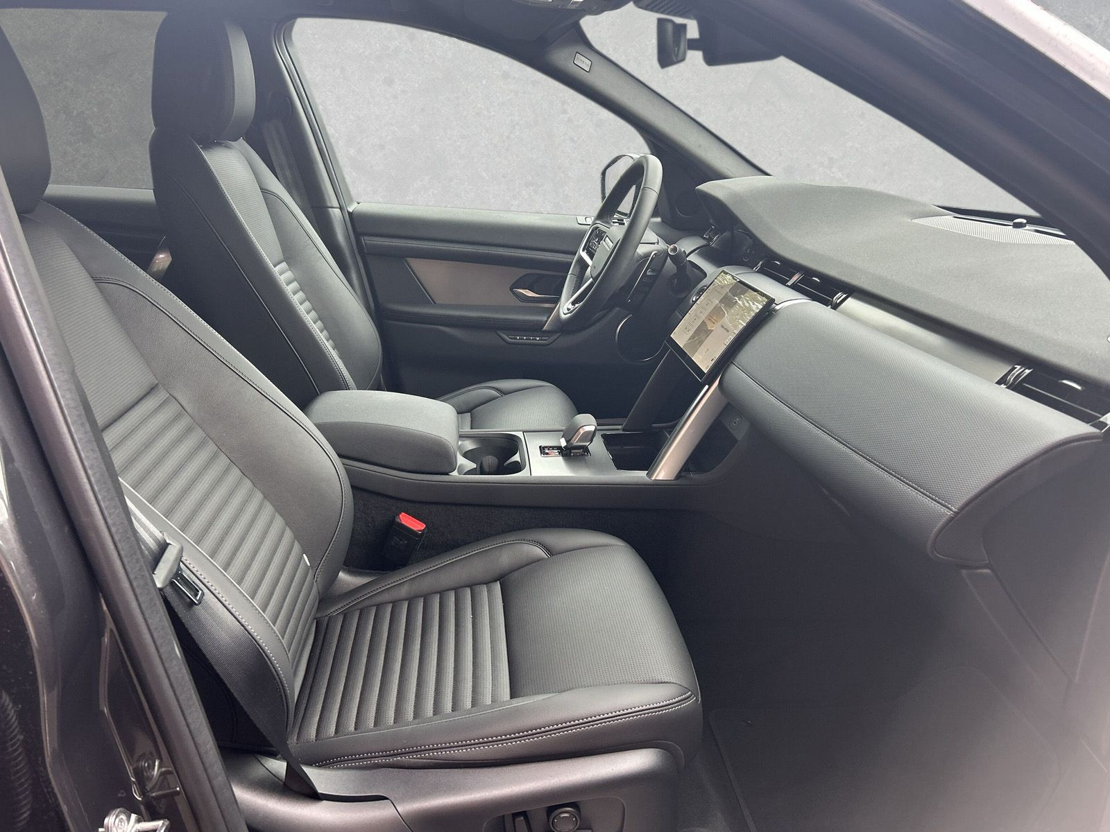 Land Rover - Discovery Sport_3