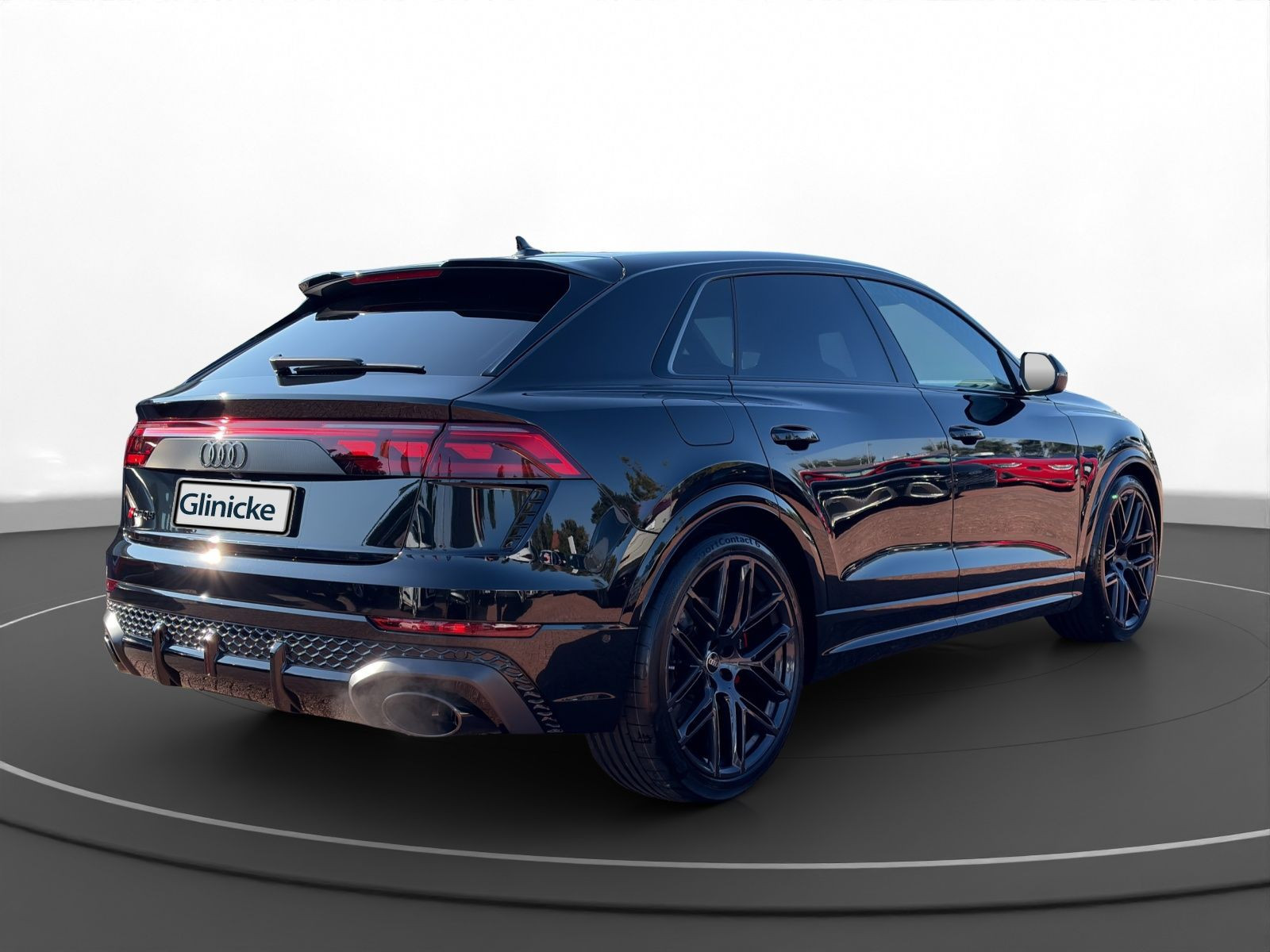 Audi - RS Q8_13