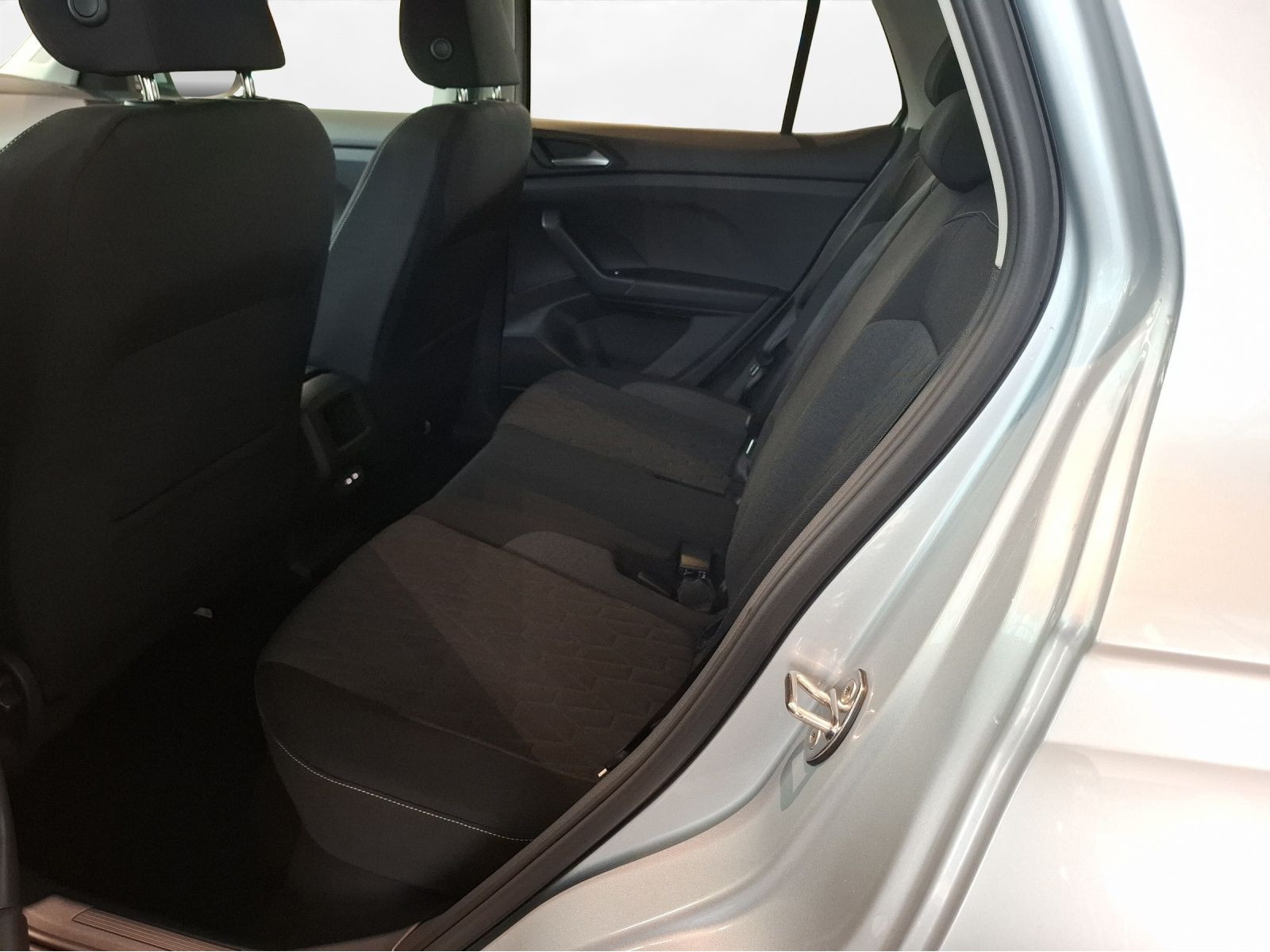 Volkswagen - T-Cross_5
