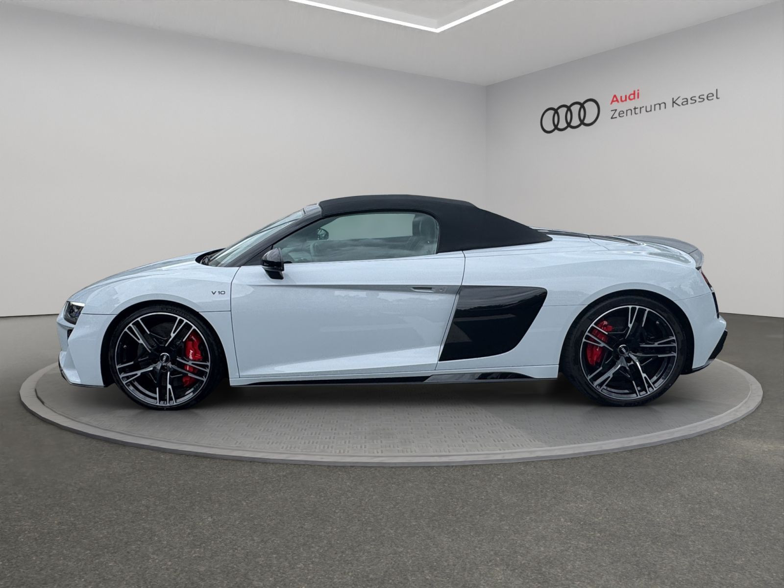 Audi - R8 Spyder_4