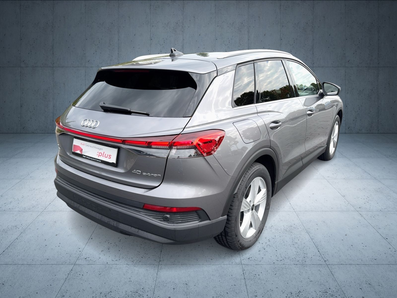 Audi - Q4 e-tron_5 Audi - Q4 e-tron_5