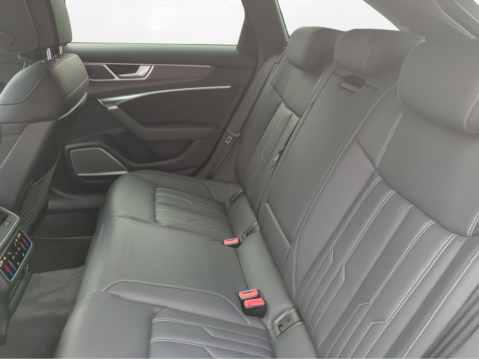 Audi - S6 Avant_3