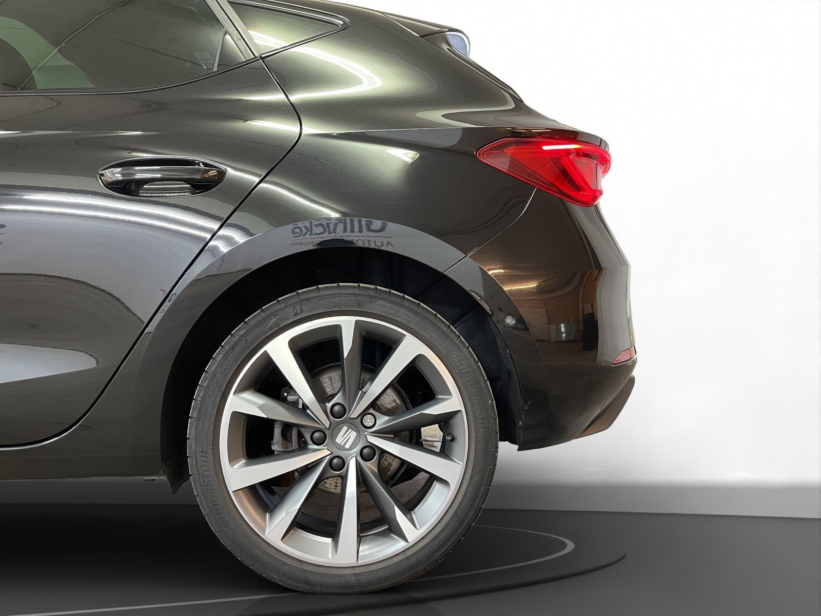 Seat - Leon_11