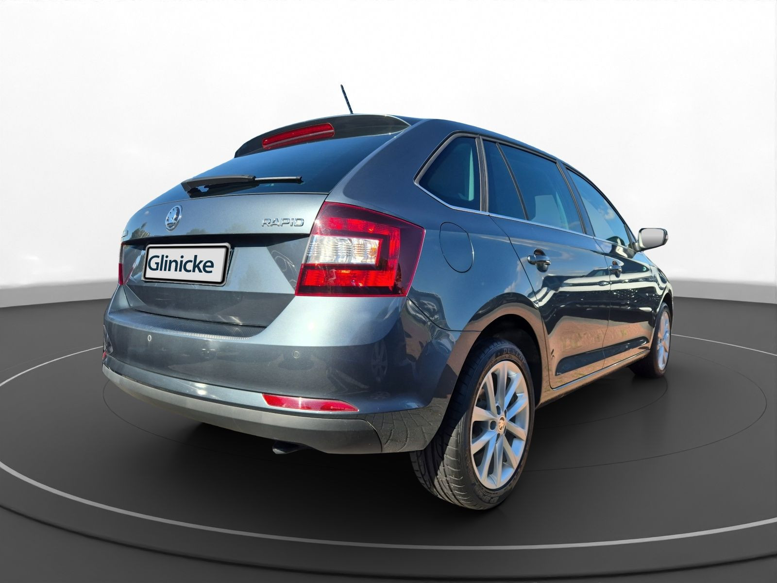 Škoda - Rapid Spaceback_11