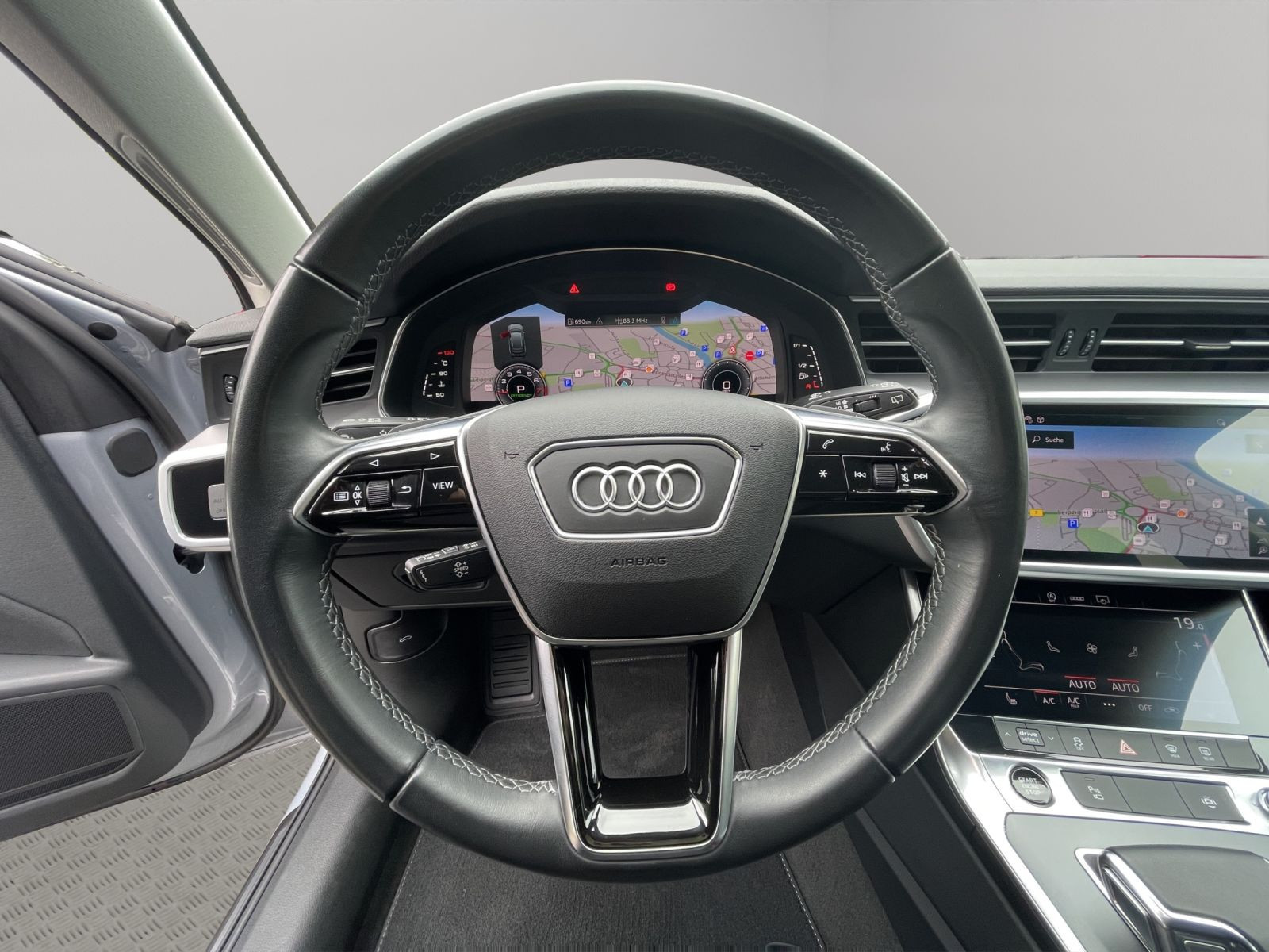 Audi - A6 Avant_12